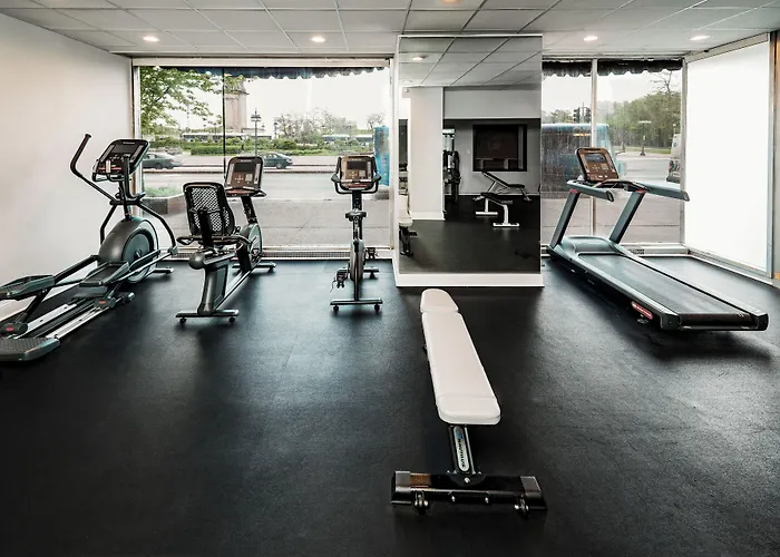 Hotel Congress Plaza 4*