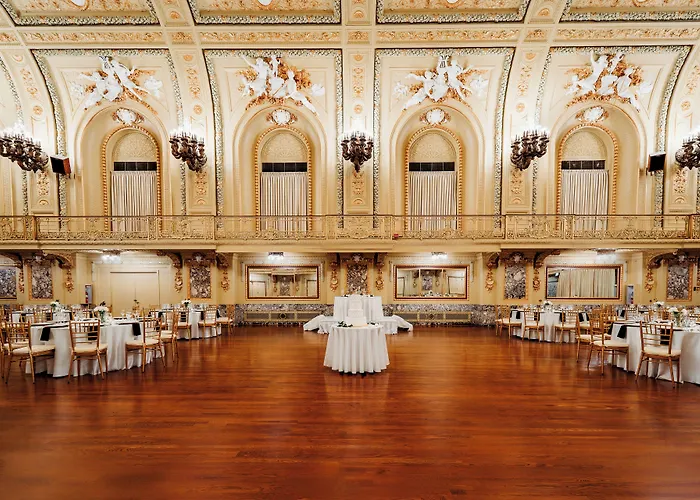 Congress Plaza 4*
